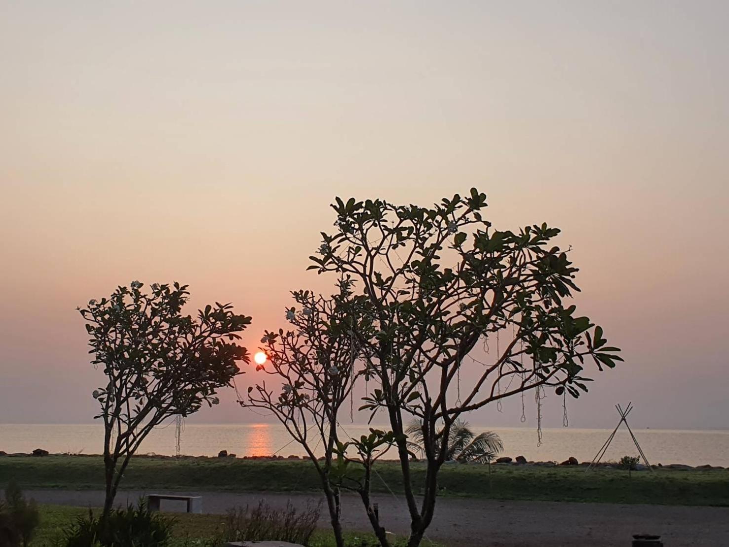 The Beach Resort & Residence - Sha Plus Pathiu Eksteriør bilde