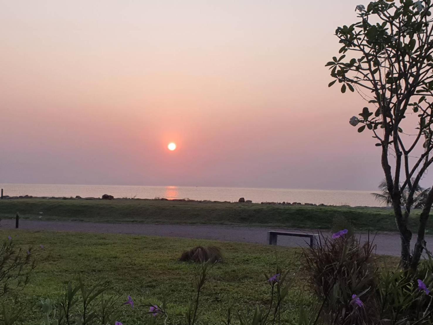 The Beach Resort & Residence - Sha Plus Pathiu Eksteriør bilde