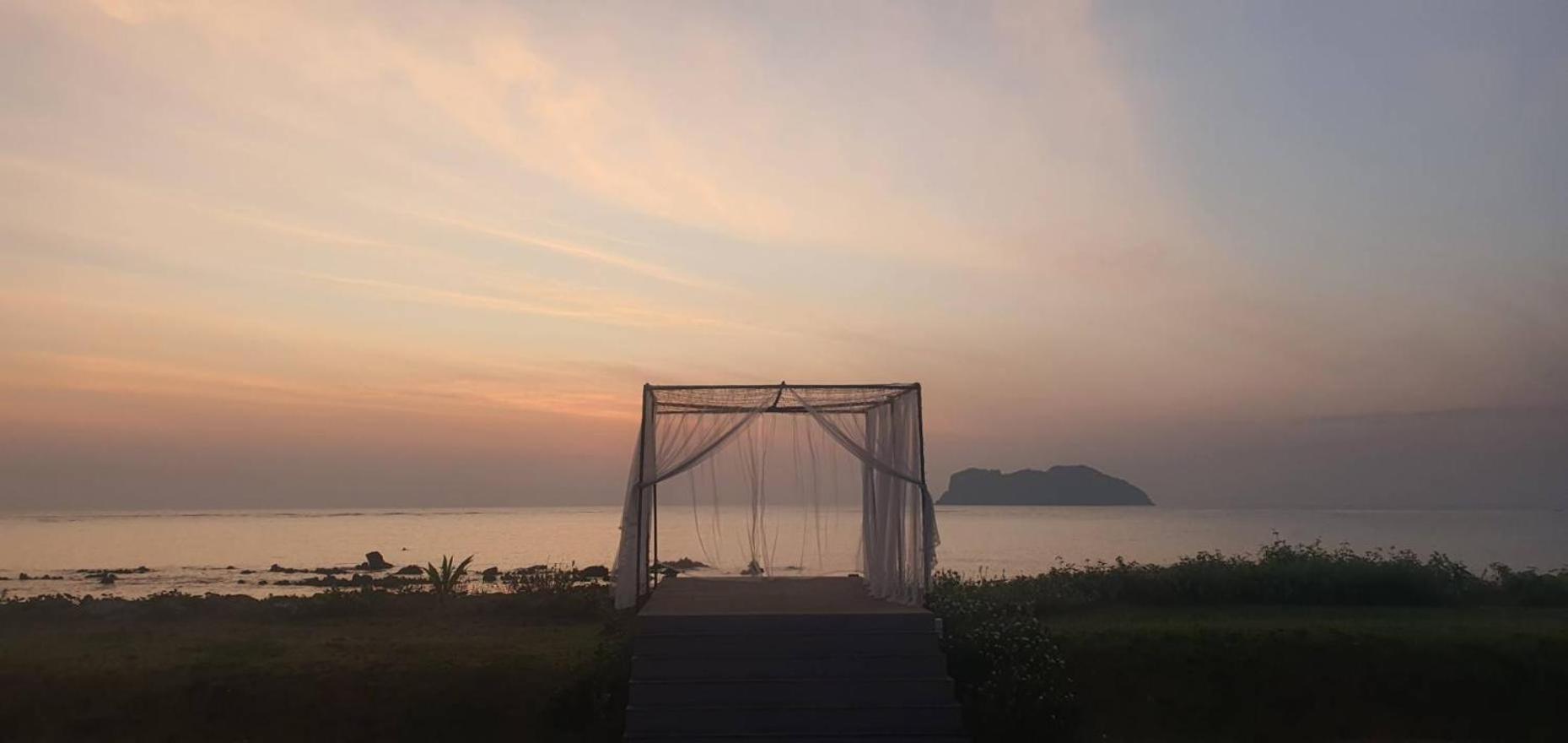 The Beach Resort & Residence - Sha Plus Pathiu Eksteriør bilde